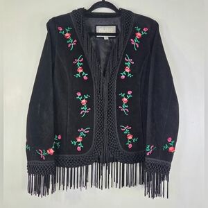 RARE VINTAGE WILSONS LEATHER MAXIMA EMBROIDERED SUEDE FRINGE BOHO JACKET.